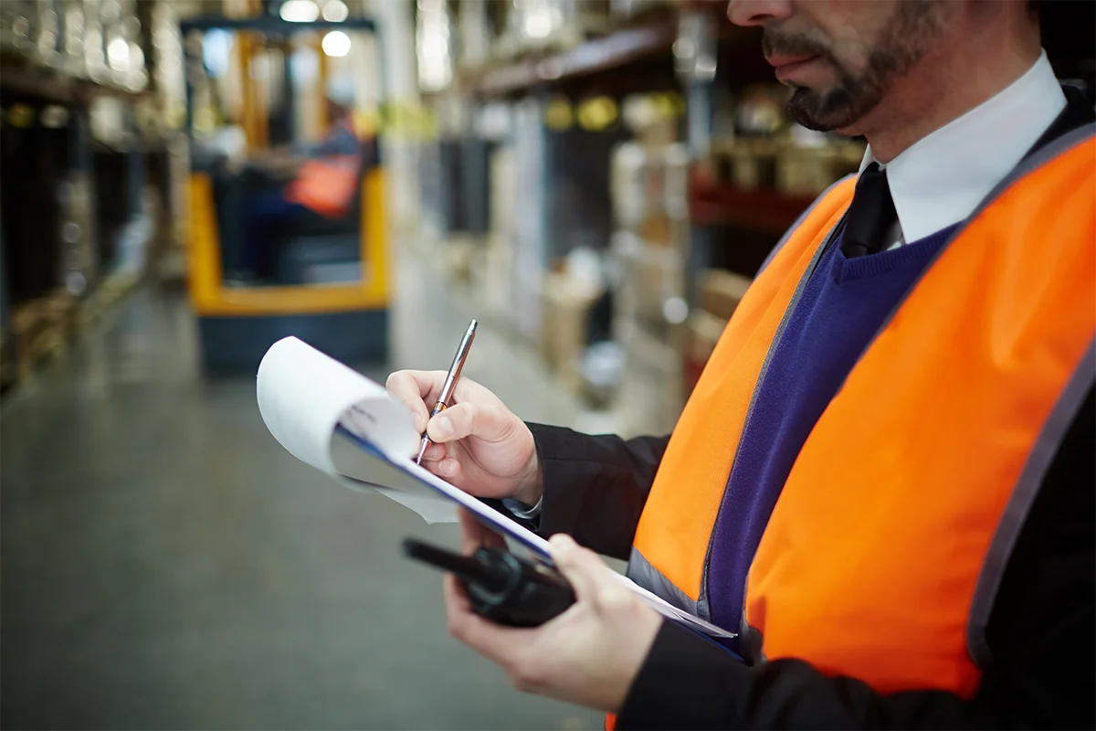 Consultoría técnica en sistemas de almacenaje logístico